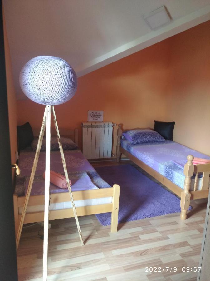 Buric Rooms Niksic Exterior photo