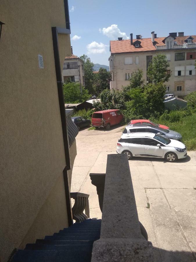 Buric Rooms Niksic Exterior photo